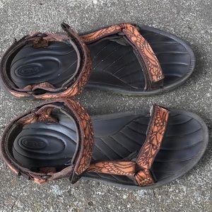 Teva sandals 8.5